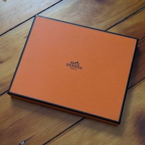 Hermes Box (#1) Empty: 8”x6.5”x 1”